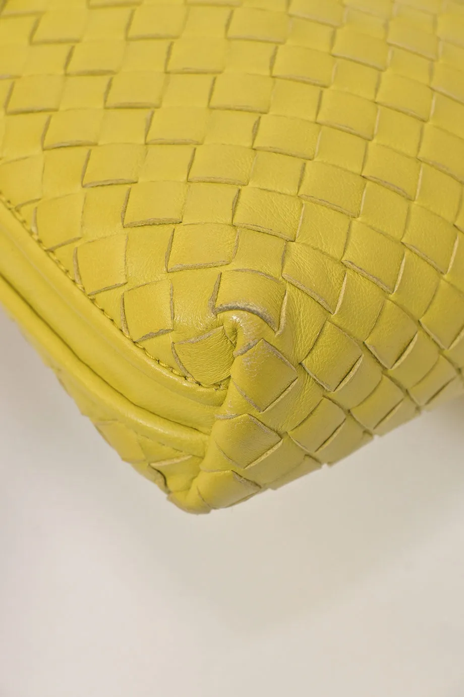 [WB6841] Bottega Veneta | Cross-Body Bag