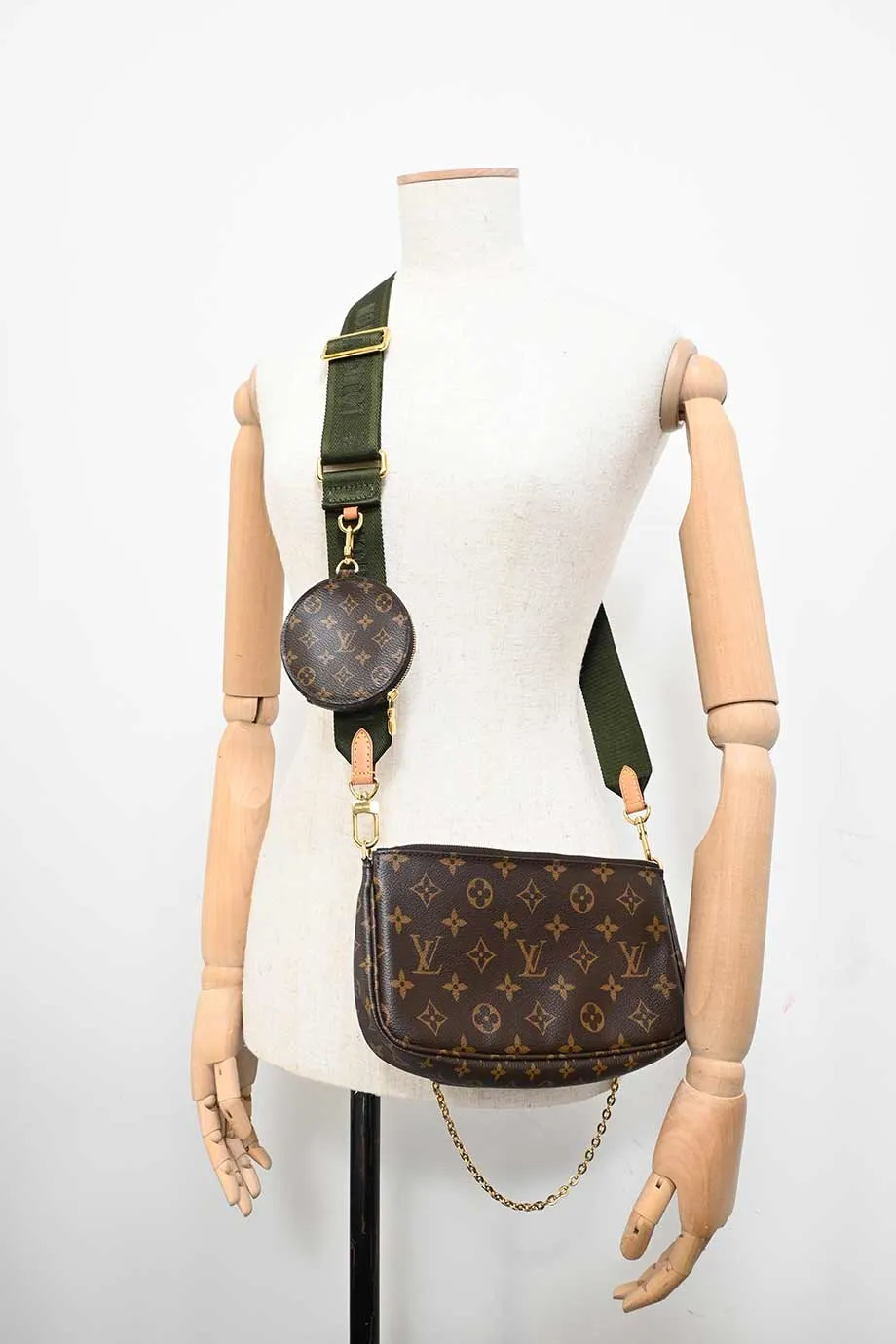 [WB7481] Louis Vuitton | Cross-Body Bag